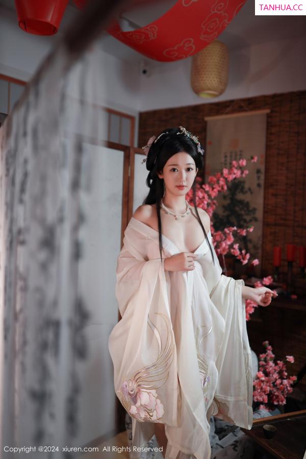 唐安琪  [XiuRen]高清写真图 2024.07.22 No.8898 唐安琪 丝袜美腿第57张图片